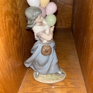Lladro Figurine with Pastel Balloons